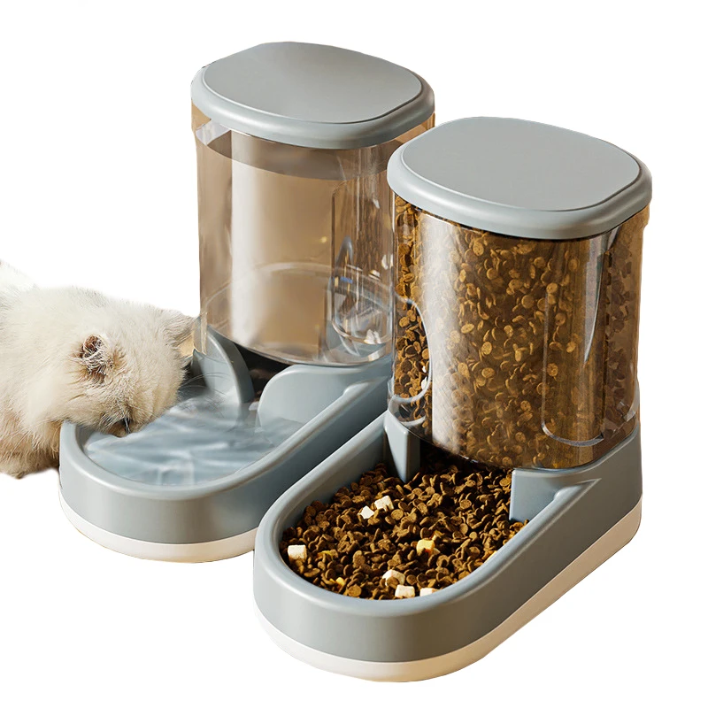 4L Automatic Pet Feeder Bowl PET Cat Food Storage Bottle Shape Durable Silicone Material for Small Animals