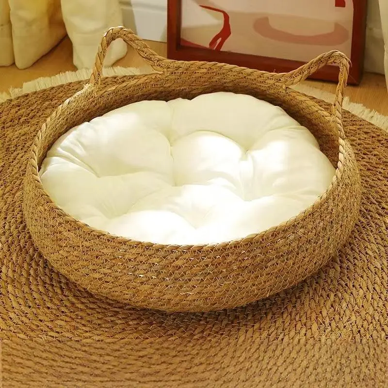 All Season Eco friendly Woven Rattan Round Cat Mat Comfortable Pet Bed Nest Solid Pattern Cat Scratching Board Accessories