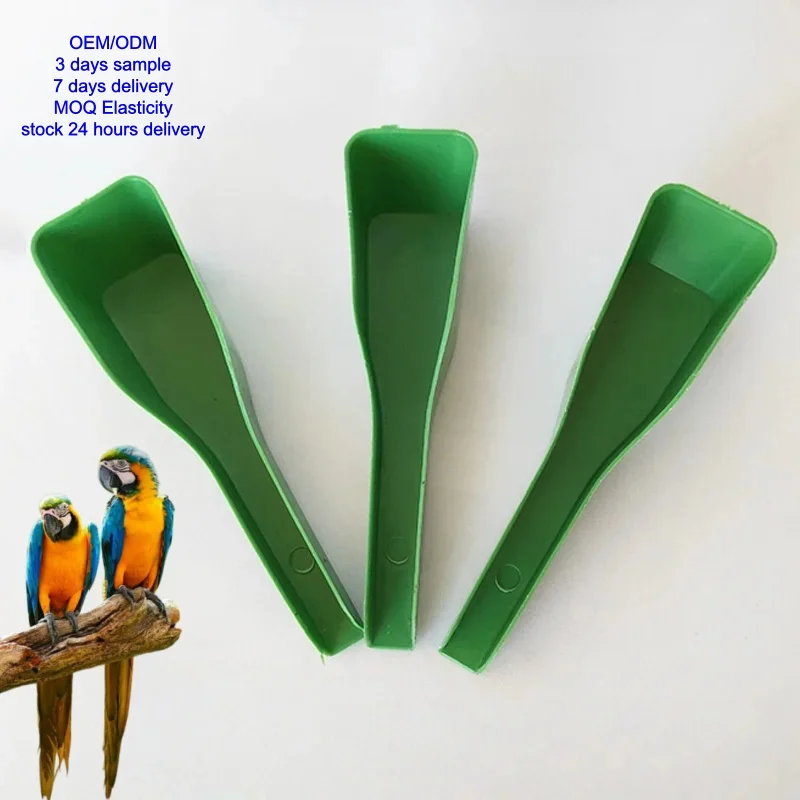 Bird Feeders Water Universal Feeding Spoons Durable Plastic Eco Friendly Lightweight Indoor Outdoor Use OEM ODM Brand