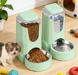 China Big Factory Good Price 2.5L Plastic Automatic Pet Feeder Pet Feeding Bowl Dog Cat Supplies