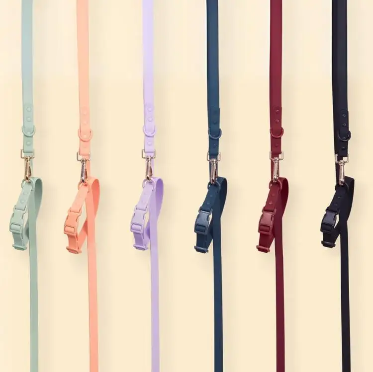 Cool Color PVC Coated Leather Dog Collar Leash Set Solid Nylon BREAKAWAY Necklaces with Rivet Decoration for Pets