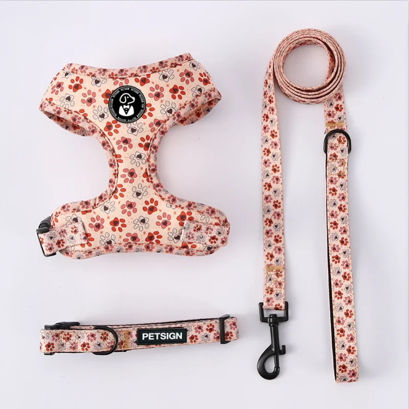Custom Design Puppy Pet Dog Harness Leash Collar Lead Adjustable Bandana Breathable Cat Pet Harness Vest Dog Harness Sets