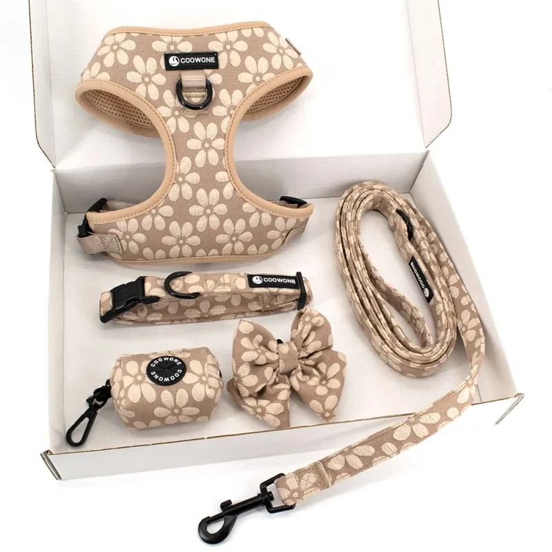 Custom Logo Heavy Duty Soft Mesh Breathable Dog Harness No Pull Design Dog Leash Collar Dog Harness Vest