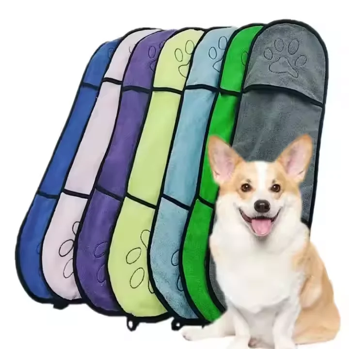 Custom Microfiber Dog Bath Towel Super Soft Quick Dry Pockets Design Water Absorbent and Eco Friendly for Pets