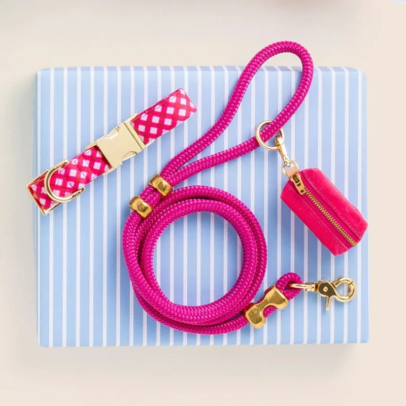 Custom Pink Sweetheart Dog Collar Metal Buckle Hardware Pet Collars Leashes Harnesses
