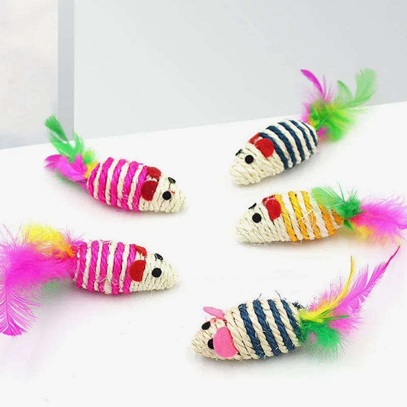 Durable Colorful Interactive Cute Fish Shaped Sisal Pet Chew Toys for Indoor and Outdoor Pet Play