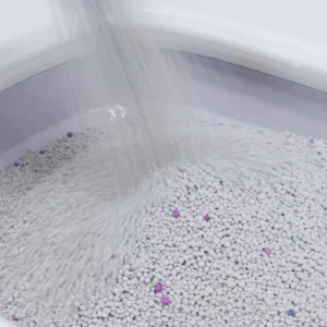 Dust Free OEM Cat Litter Strong Clumping Highly Adsorbent Eco Friendly Spherical Sodium Bentonite Material