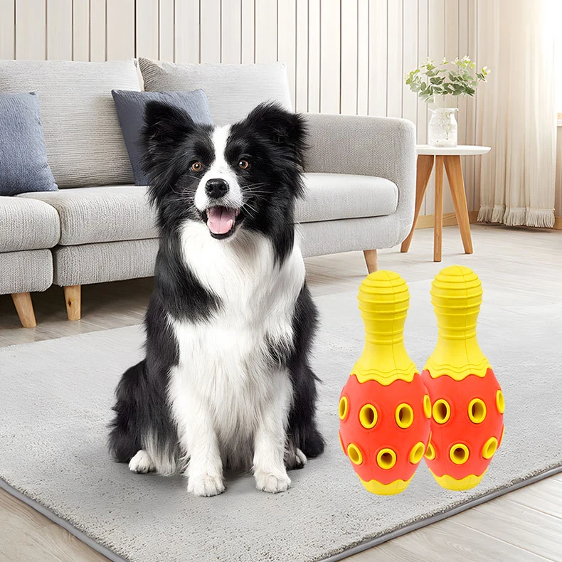 Eco Friendly Durable Waterproof Squeaky Beef Flavor Bowling Stick Dog Chew Toy Tough Rubber Indoor Use for Small Large