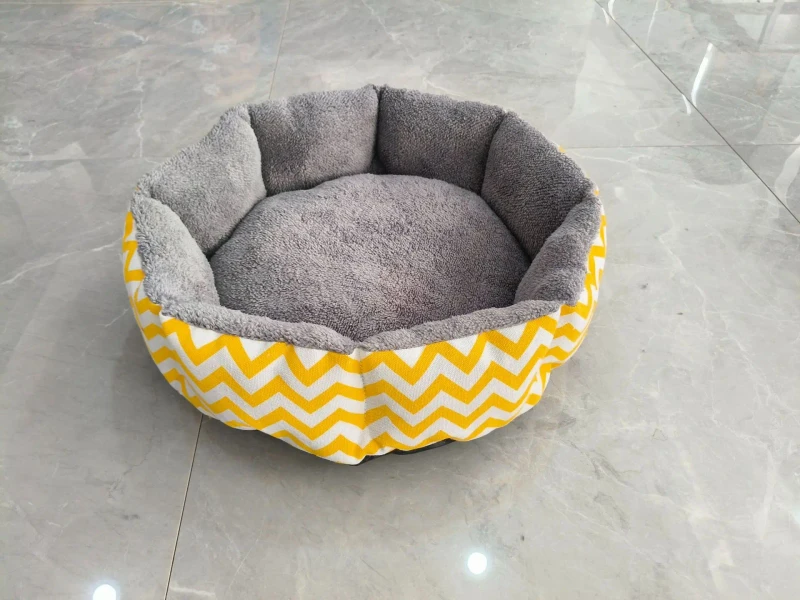Eco Friendly Suede Cat & Pomeranian Nest Mat Solid Classic Cartoon Design Warm Four Seasons Universal Small Medium Pet Bed