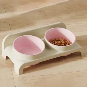 Eco-friendly Plastic Pet Bowl Lovely Round Dish Feeder for Cats and Puppies Durable Pet Supplies