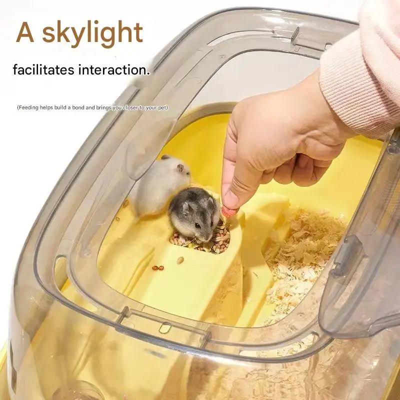 Environmentally Friendly with Skylight Large Space Luxury Hamster House Villa Supplies