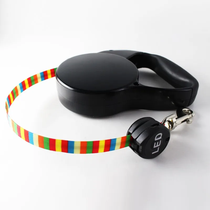 Factory Retractable Dog Leash with USB Recharge