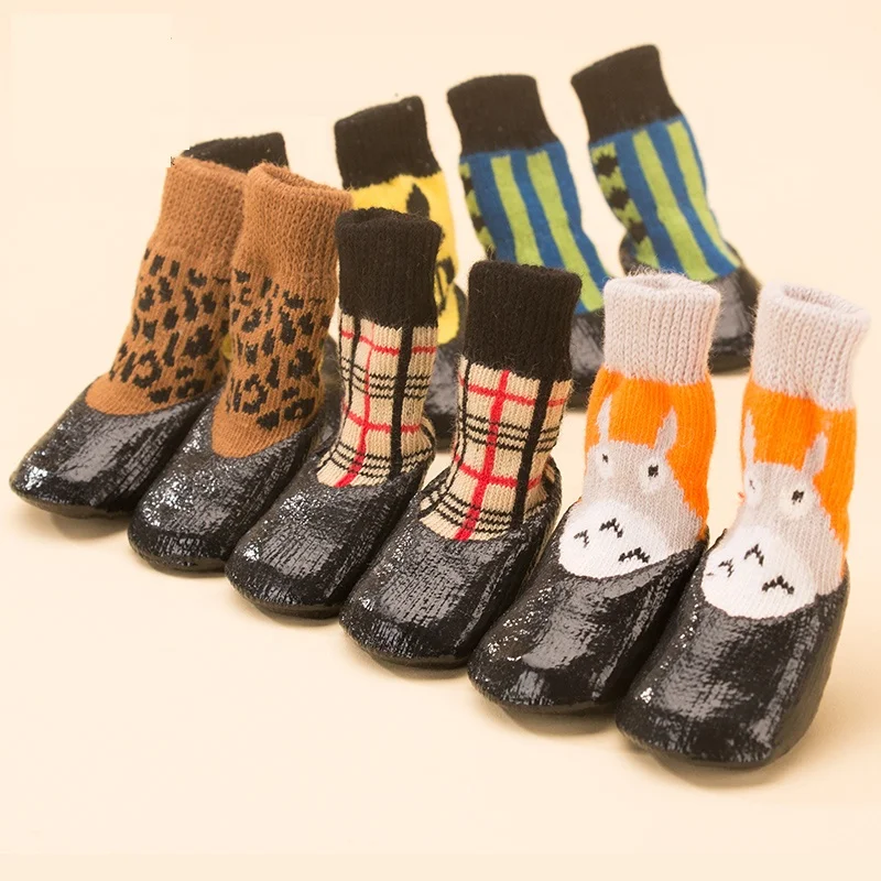 Fashion Dog Socks Customized Logo Anti Slip Outdoor Waterproof Large Pet Dog Socks Dog Boots