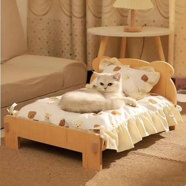 Fashionable and Cute Style Cat Princess Pet Bed Wooden Indoor and Outdoor Suitable for Cats and Dogs