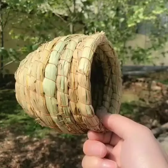 Grass Woven Hanging Parrot Nest Breeding Nest Supplies
