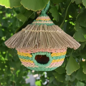 Hanging Bird Nest Decorative Birdhouse Woven Bird Cages Garden Bird Houses for Parrot Handmade Cages
