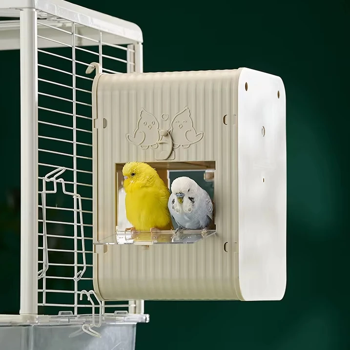 Heybo Transparent Plastic Bird Perch Warm Parrot Breeding Box with Hanging Feature Durable Reusable Bird Supplies