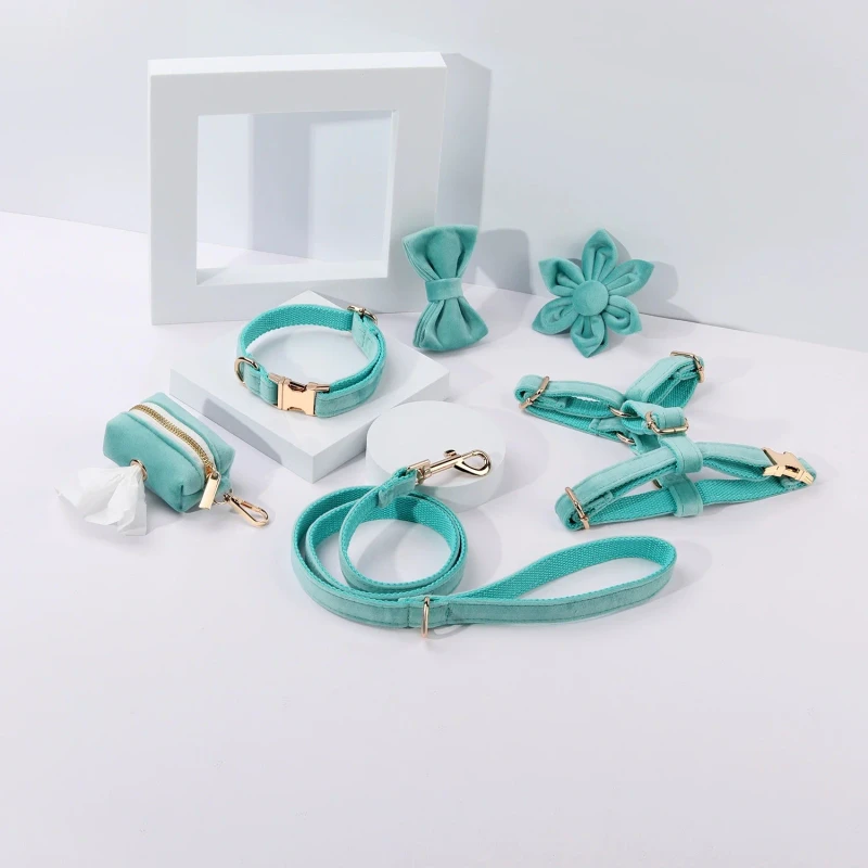High Quality Durable Metal Buckle Soft Velvet Pet Dog Harness Leash and Collar Set