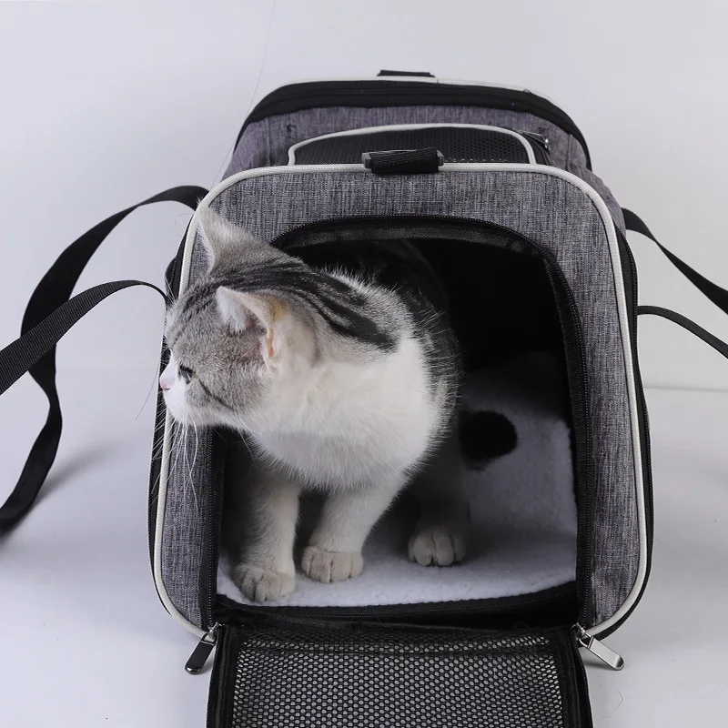 High quality Breathable Oxford Quadrate Pet Carrier Backpack Simple Solid Zipper Closure Portable Outdoor Cat Handbag 4