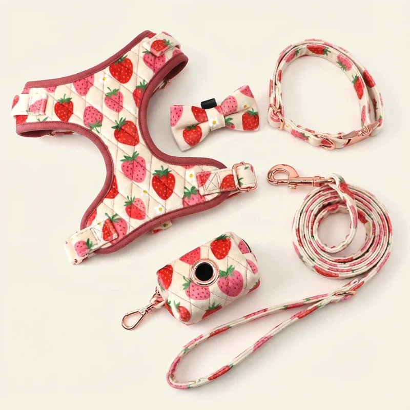 Kawaii Luxury Velvet Dog Pet Harness Set with Matching Leash Custom Pattern Printing Adjustable Fit Heavy Duty Metal Clip