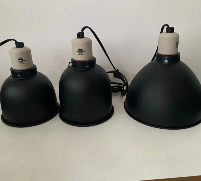 LUCKY HERP 200W Double-Head Lampshade Small Reptile Light Fixture Heat UVB Bulb Basking Metal Plastic Reptile Amphibian Supplies