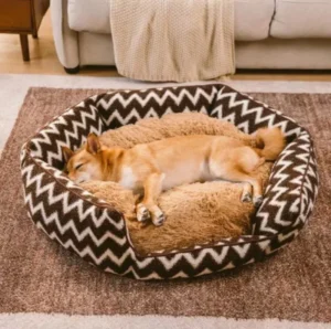 Lamb Wool Material Herringbone Pet Comfort Bed Warm Embrace Cat Bed for Pets Factory Direct Dog Bed