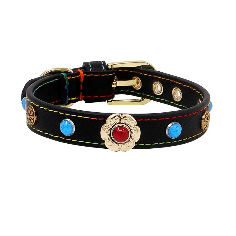 Luxury Elegant Solid Pattern PU Leather Dog & Cat Collar Personalized Decoration with Luxury Chest Pet Jewelry Rivet Accessory