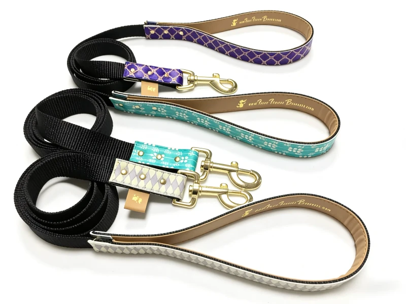 Luxury PU Pet Collar & Leash Set with Personalized Design Striped Pattern Ribbons Decoration OEM Available