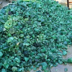 Natural Green Fluorite Crystal Diffuser Stone Raw Crystal Geode for Aromatherapy Aquariums Home Decor Loose Gemstones
