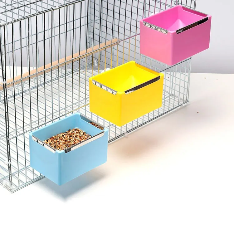New Condition Plastic Pet Supplies Small Animal Pet Feeder and Rabbit Food Bowl