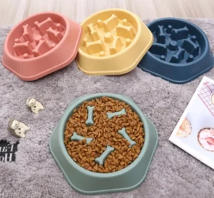 Non Slip Pet Slow Feeder Dog Bowl PP Plastic Pet Feeding Bowl for Dog Cat Training
