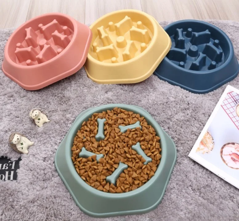 Non Slip Pet Slow Feeder Dog Bowl PP Plastic Pet Feeding Bowl for Dog Cat Training