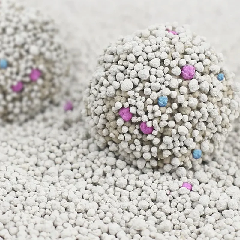 OEM Premium 5L Cat Litter 1mm-3.5mm Clumping Bentonite with Fruit Scent Premium OEM cat Litter with Fruit Scent