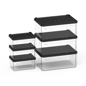 Plastic Reptile Breeding Box with Black ABS Plastic Magnetic Sliding Ventilation Lid for Reptile & Amphibian Supplies