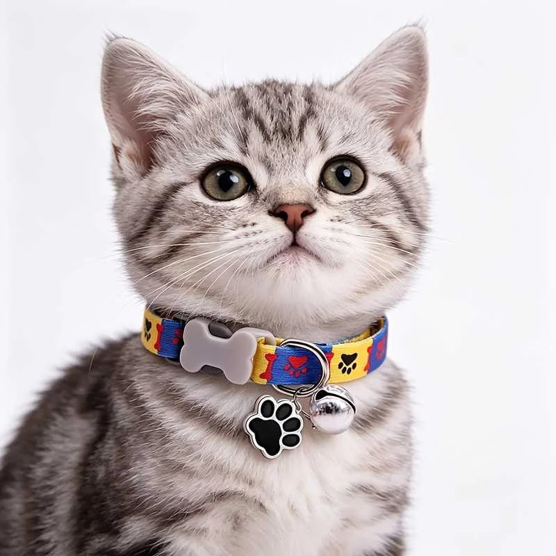 Polyester Fashion Pet Collar with Bell and Paw Print Pendant Adjustable Safety Buckle for Small Dogs