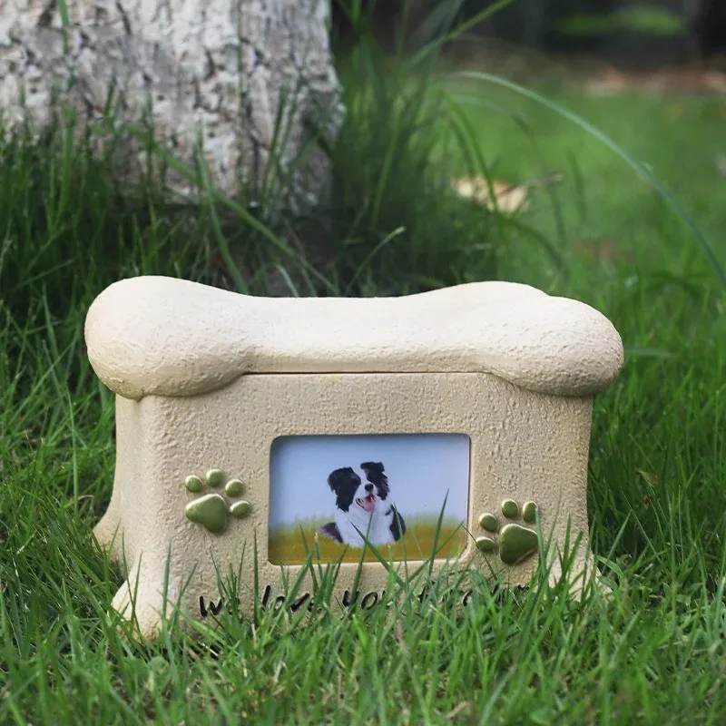 Resin Creative Pet Coffin Cat and Dog Funeral Sacrifice Souvenirs Pet Burial Supplies Cat and Dog Urn