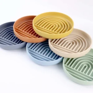 Silicon Pet Food Accessories Product Slow Feeder Dog Puzzle Bowl Lick Mat Pet Bowls Feeders