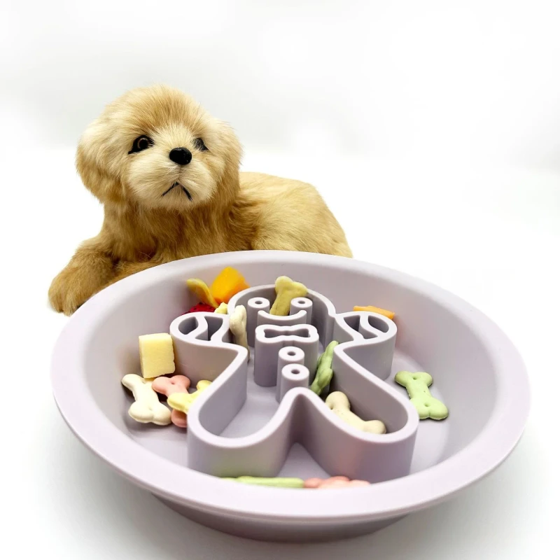 Silicone Eco Friendly Waterproof Rounded Lightweight 0.3kg Slow Feeder Dog Bowl 2 in 1 Lick Mat for Small Indoor Use