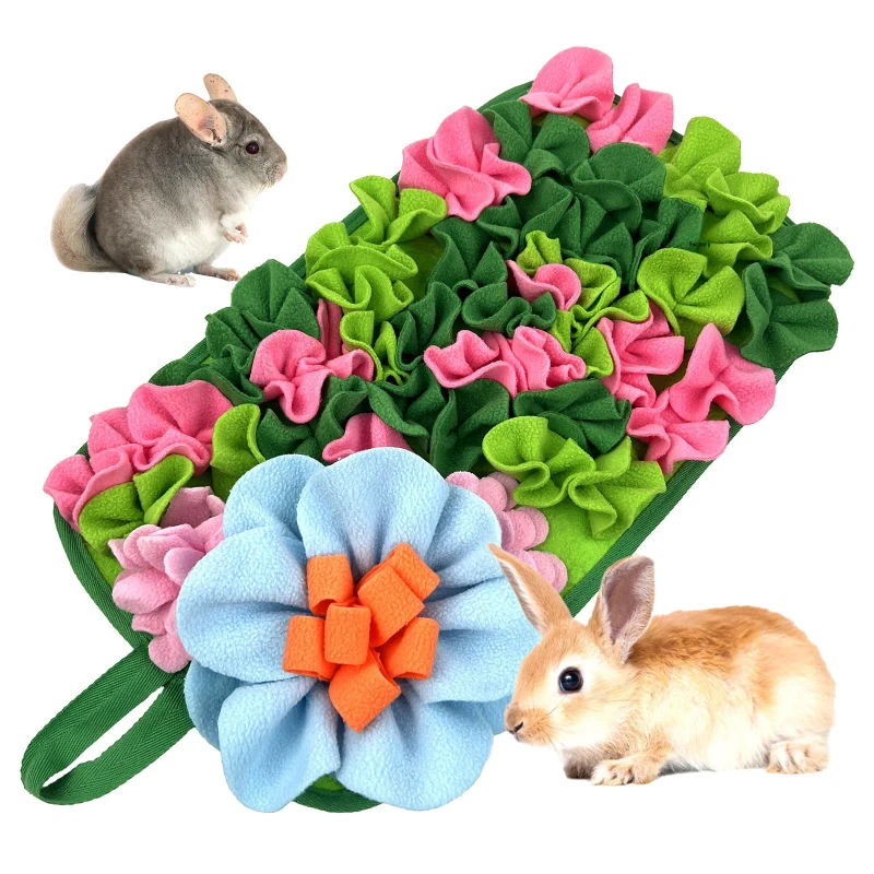 Small Animal Sniffing Pad for Rabbits Dogs Guinea Pigs Mice Interactive Cute Flower Themed Polyester Mat for Fun Feeding