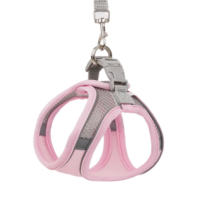 Soft Mesh Nylon Dog Harness Fashion Simple Design with Reflective Strips Breathable Adjustable Features for Night Walk Safety