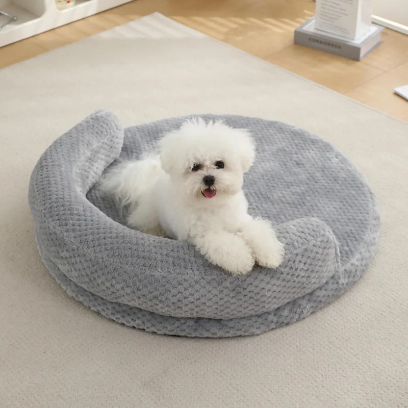 Superior Sturdy Winter Eco-friendly Solid Pattern Carton Pet Bed Easy to Clean Soft Plush Design for Dogs Cats Resting Playing