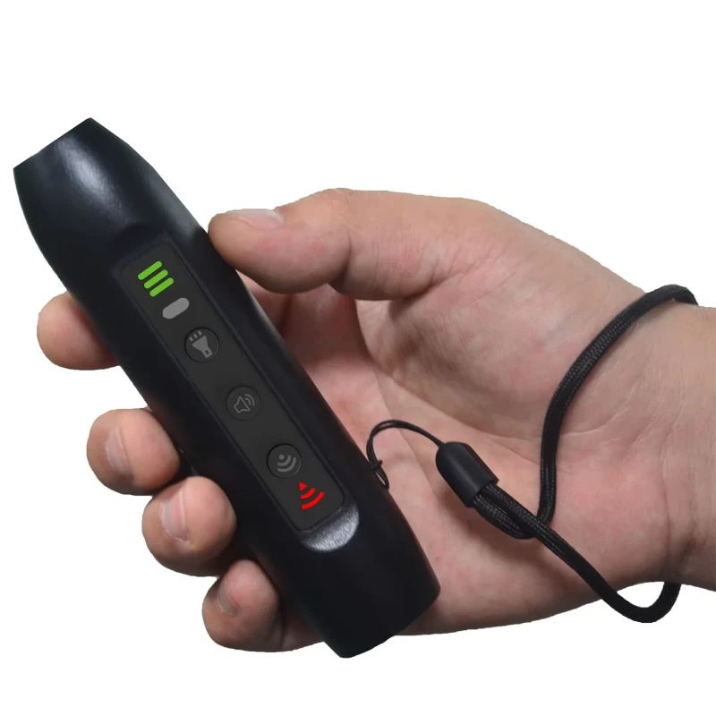 Ultrasonic Dog Repeller Plastic Controller Flashlight for Bark Control Effective Anti-Barking Dog Training Device